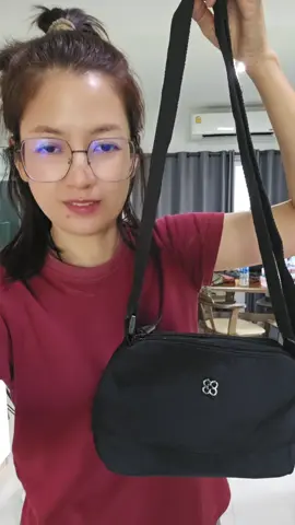 #กระเป๋า #กระเป๋าสะพายข้าง #กระเป๋าแฟชั่น #กระเป๋าสะพาย #กระเป๋าผ้าไนล่อน 