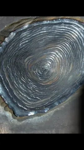 Thợ hàn yêu nghề #thợhàn #giacongcokhi #thohanketcau #thohan #thohanhton 