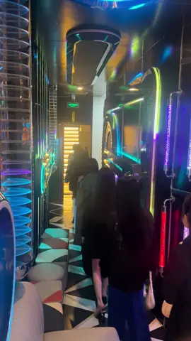 Welcome - KTV - Karaoke - Móng Cái 