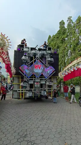 spek party , sangat rekomended buat karnaval tahun depan#karnavaljantijogoroto  #vnaudiojombang #vnaudioofficial 