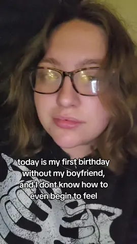 seeing memories with him from last year hurts