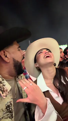 Se la dedico a mi morcito @Gladys Molina 