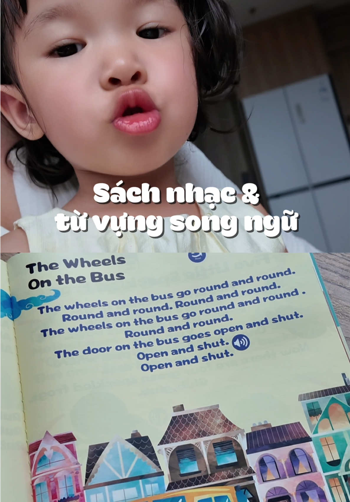 Cho con tiếp xúc tiếng Anh một các rất thú vị với 5 ly trà sữa thui nha ba mẹ oy 😘 #sachsongnguchobe #sachnoi #sachnoisongngu #behoctienganh #mevabe 