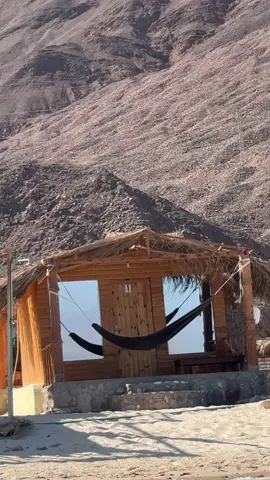 في قلب البحر و حضن الجبل