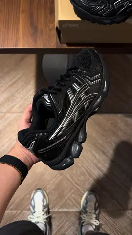 Asics Gel Kayano 14 Black Pure Silver 🖤🩶 #xuhuong #asics #fyp #viral #style 