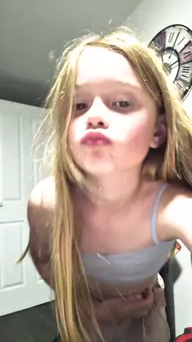 watch how my sexy girl do the dance🩰🩰 