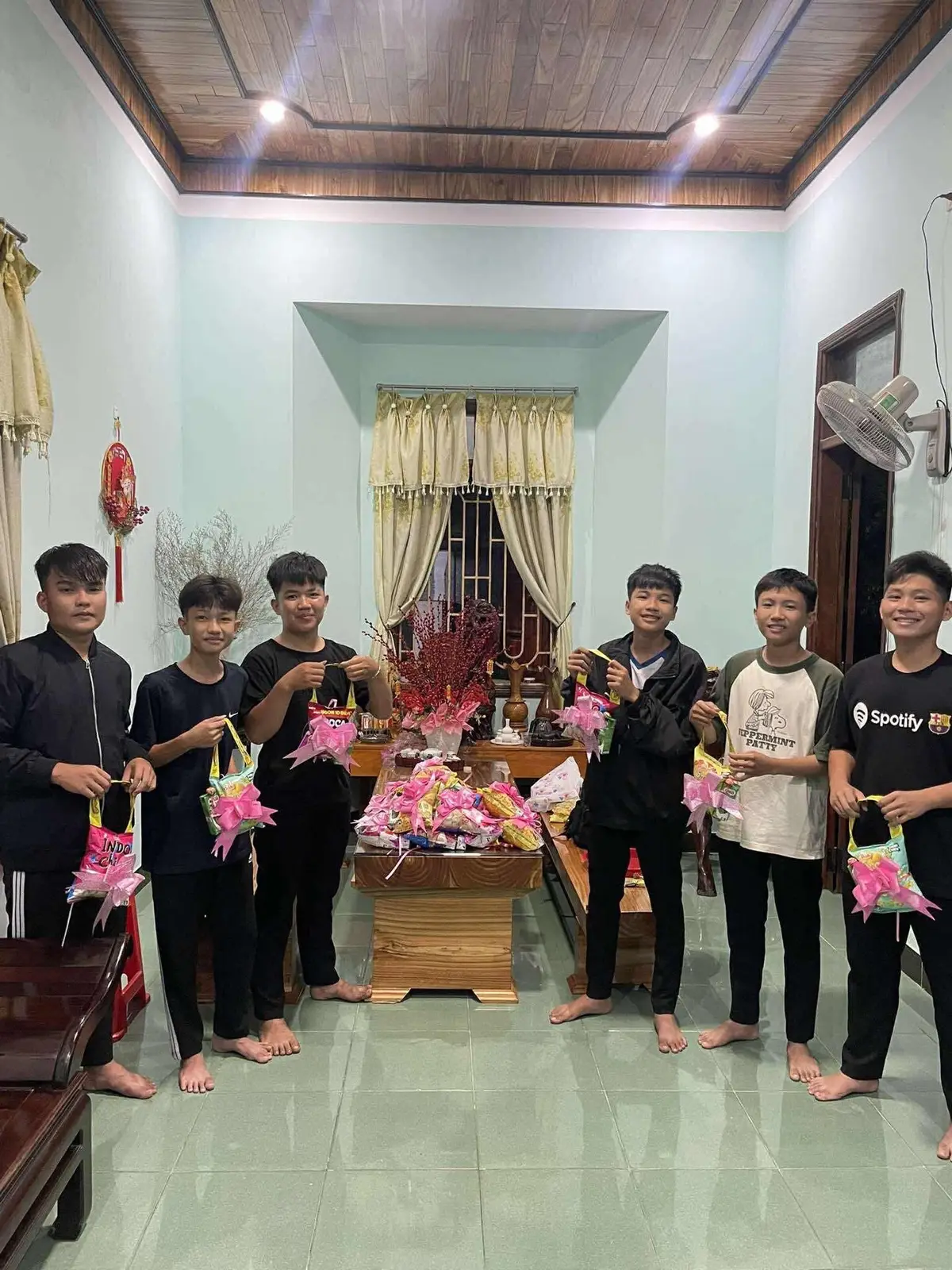 chúc các nàng 20/10 vui vẻ🥳🥳❤️❤️🥵💯💯🌷🌷#a1 #K57QUANGTRUNG #viral #xuhuongtiktok 