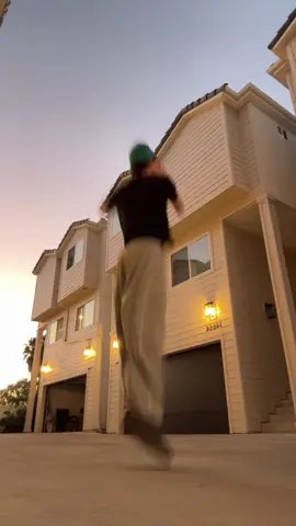 old skool vibes 😮‍💨 tag dc! #fyp #dance #losangeles 