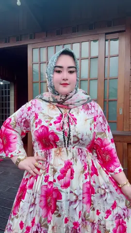 Syantik kan motifnya