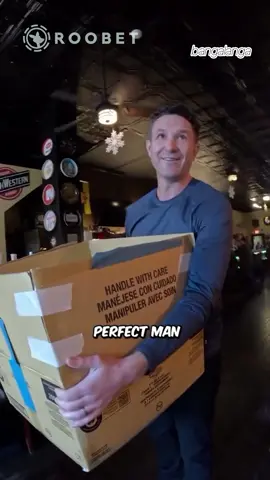 no cash burgers tip    @bangalangax    #homeless #fypppp#wtfff #pranks #usaa