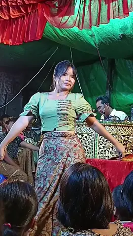 #ခေတ်သစ်ဗီဗာဟိန်းပေါက်စမလေး😜💞#သူကတာလေးကိုချစ်လို့တင်လိုက်ပီနော်😁😅 