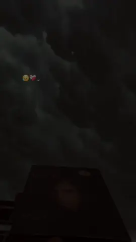 🤌🏻🥺ہاتھ رکھ دل پر اور قسم کہا کر بتا #aesthetic #urdupoetry #faryoupage #growmyaccoun #1millionaudition 