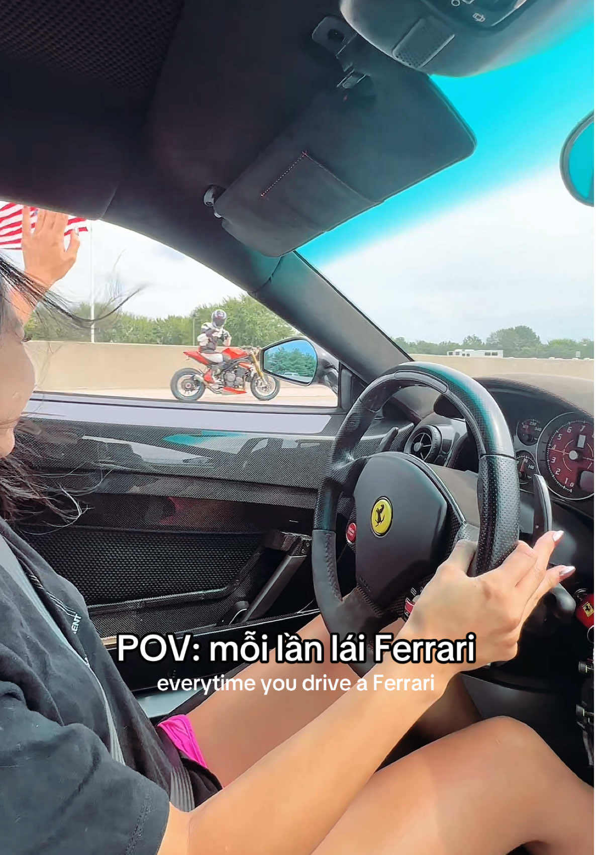 Lái Ferrari kiểu này như F1 vậy 😂 🏎️#sieuxe #moto #f1 #ferrari #xuhuong #duaxe 