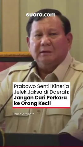 Presiden Prabowo Subianto mengaku mendapat laporan bahwa ada jaksa-jaksa di daerah yang melakukan praktik tak benar. Hal ini disampaikan Prabowo di depan Jaksa Agung ST Burhanuddin di Kejagung, Jakarta, Senin (20/10). Prabowo berpesan supaya lembaga kejaksaan melakukan koreksi. Terutama jangan sekali-kali melakukan kriminalisasi terhadap rakyat kecil. 
