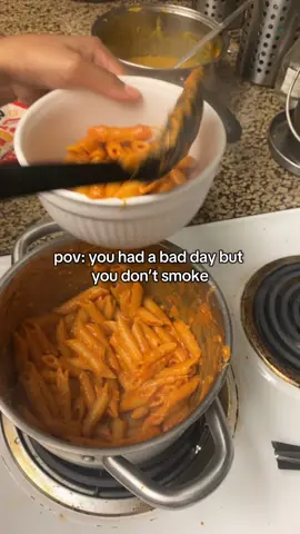My sister always makes the best food #pasta #gigihadidpasta  Recipie:   1 packet penne pasta 1 tbsp olive oil 1–2 tsp garlic paste 1/4 cup ketchup 1/4 cup tomato sauce Salt, pepper, Italian seasoning Shredded Tillamook cheese 🧀 Steps: Boil pasta in salted water; save 1/2 cup pasta water. In a pan, sauté garlic paste in oil. Add ketchup + tomato sauce; season to taste (black pepper, crushed red pepper, garlic powder) Toss pasta in sauce, add a splash of pasta water. Mix in two slices of Tillamook cheese till creamy.