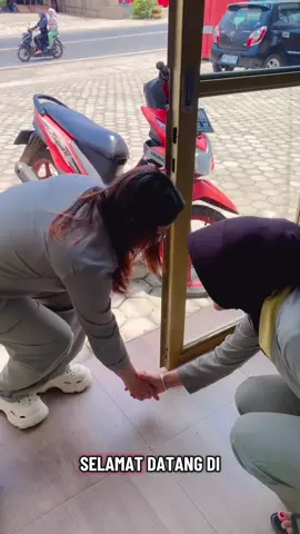 Aduh niat mau ambil uang nya, eeh malah ditawarin treatment 😩☺️ #mh #mhbeauty #salon #talangpadang #fyppppppppppppppppppppppp 