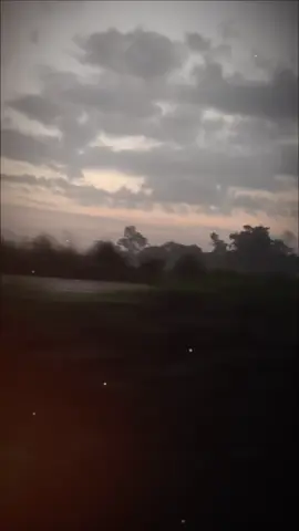 EM KHONG CAN#PhuNuVietNam2025 #CapCut #emkhongcan #lyrics 