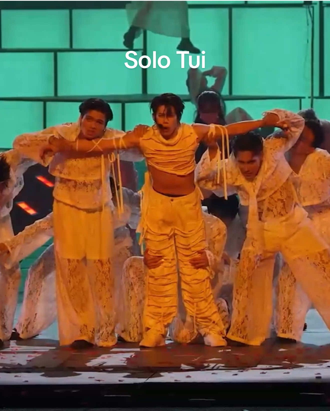 รถของเล่นที่เดือดที่สุด [Full Solo] #LYKNDuskAndDawnConcertD2 #lykn #tuichayatorn 