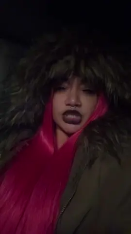 Come sleep with me 😘😏 hehe #fypシ #viral #happyhalloween #pinkhair 