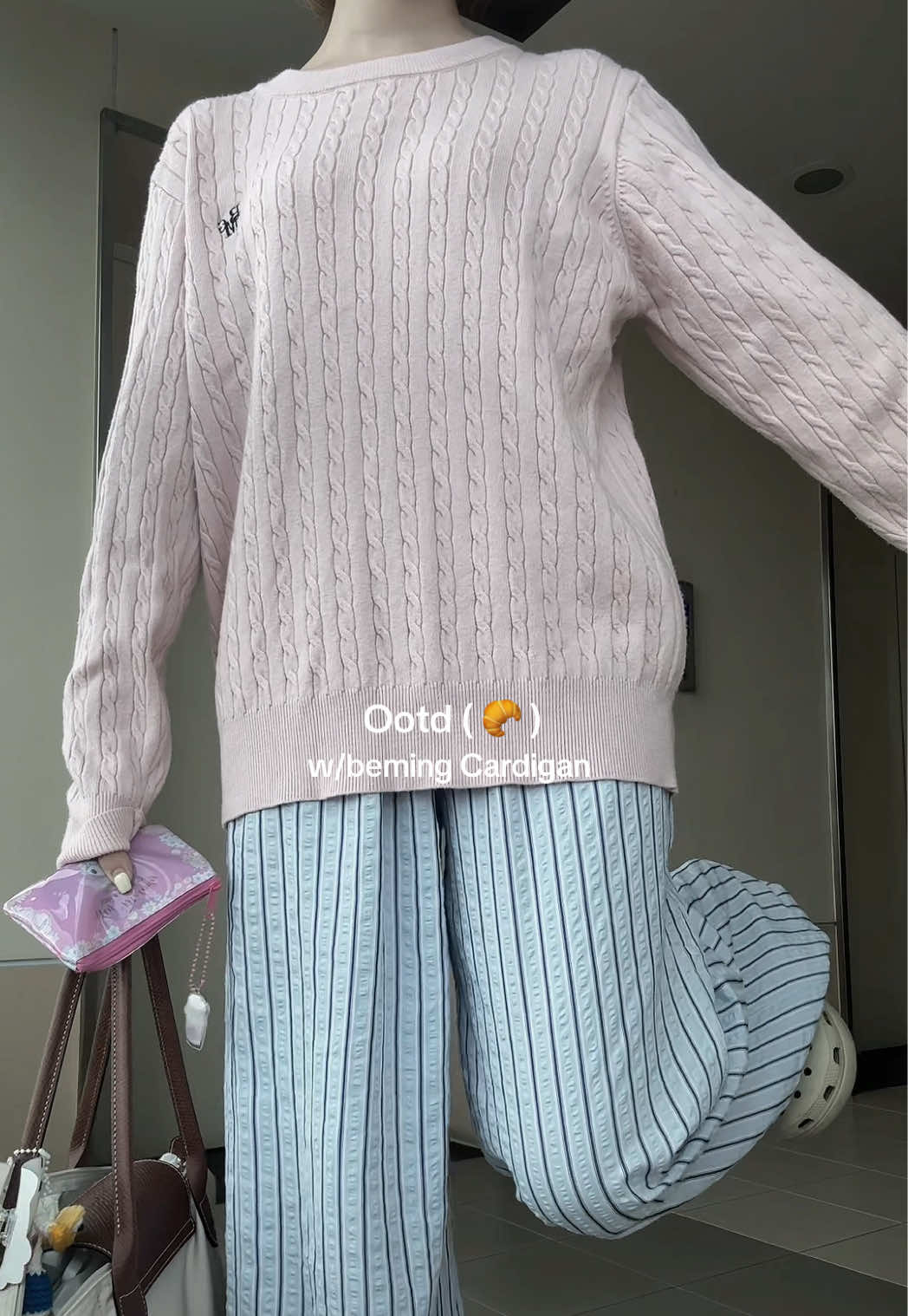 กดไปเถอะมันมีสีเดียวไม่พออะ 🥹 #สินค้าคุณภาพ #คลาสแฟชั่น #คาดิแกนไหมพรม #เสื้อไหมพรม #คาดิแกน 