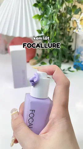 Em này quá đỉnh luon òi, muốn lớp nền căng bóng thì hốt liền #focallure #kemlot #makeup #lamdep #kemlotnangtone 