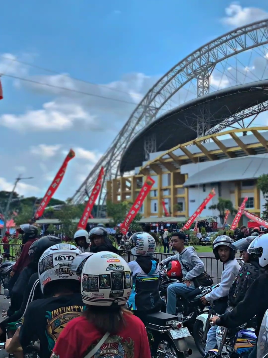 tanda hadir🤘🙌#fyp #masukberanda #cbindonesiaclub🇮🇩 #cbarmyindonesia #cbarmyjember #megaprostyle #gl160modifikasi 