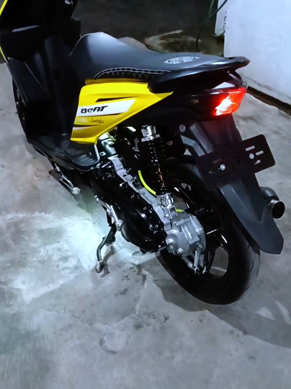 jangan cuma hedon doang, percuma kalo peneranganya masih ngantuk kaya 🐔 upsss🫢#beatkarbu #fyp #masukberanda #h4 #biled 