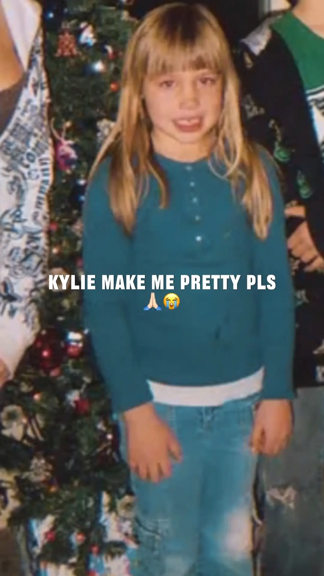 Idk I’ve always been told I look like her🤷🏻‍♀️ #fyp #meganfox #GlowUp #childhood #trending 