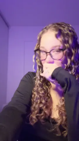 why ? #prt #curlyhair #fyp #pourtoi #boucles 