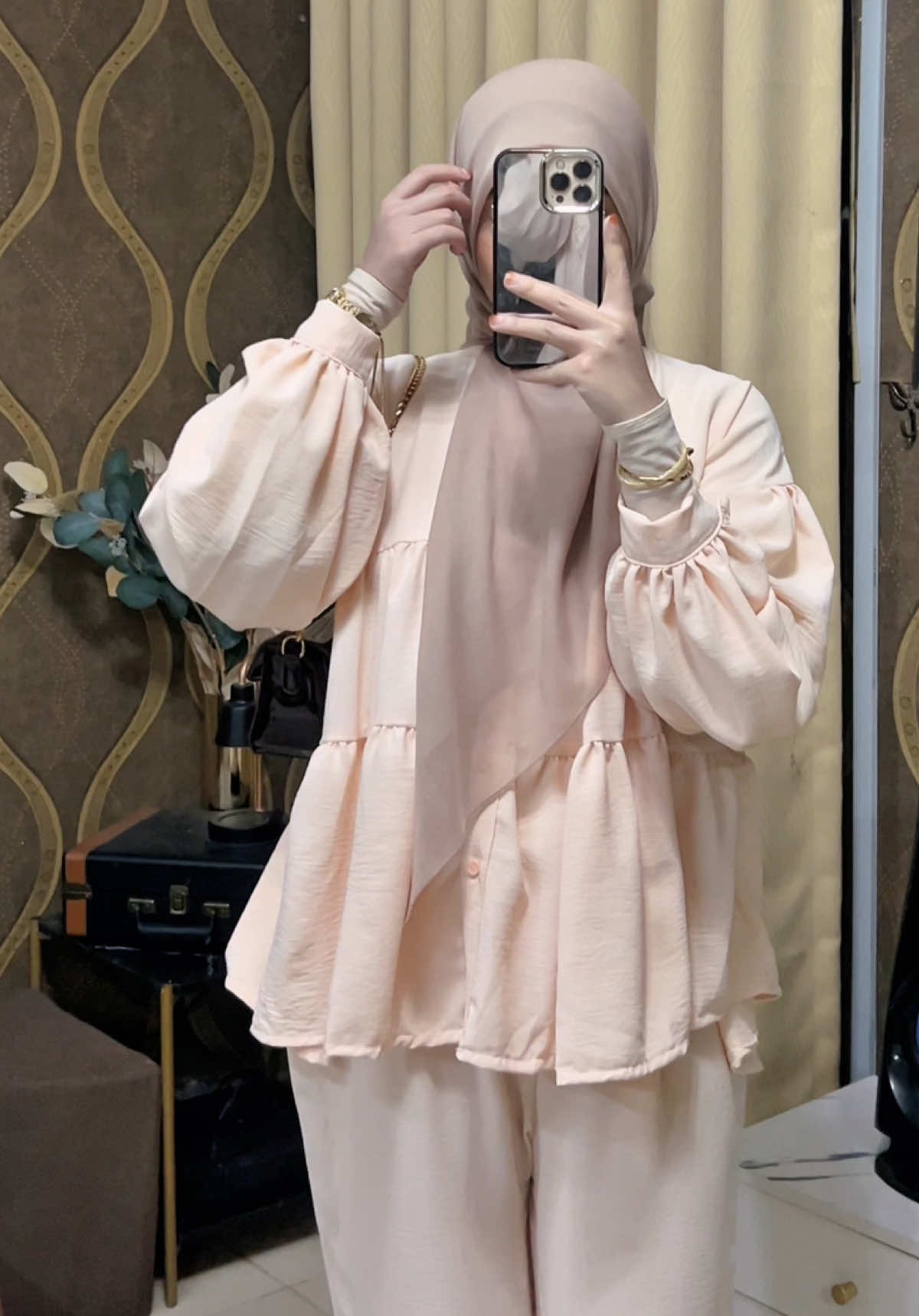 lovinggg one set @byjiehaghazali 🪞🌷 dian pakai code pearl 🫶🏻 #oneset #byjiehaghazali 