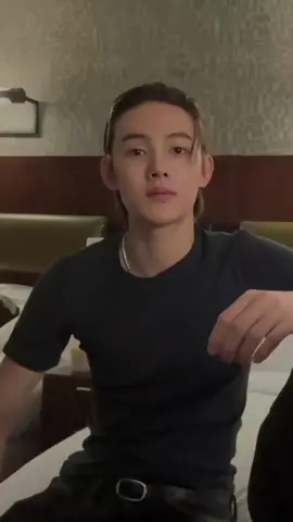 OMG Seonghyeon🥵 #SEONGHYEON #CORTIS #bighit #kpop #fyp 