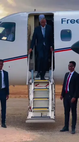 laftagereen #ssckhaatumostate💙🐎🤍 #somalia🇸🇴 #midnimo #presidentofsomalia #presidentofsomalia 