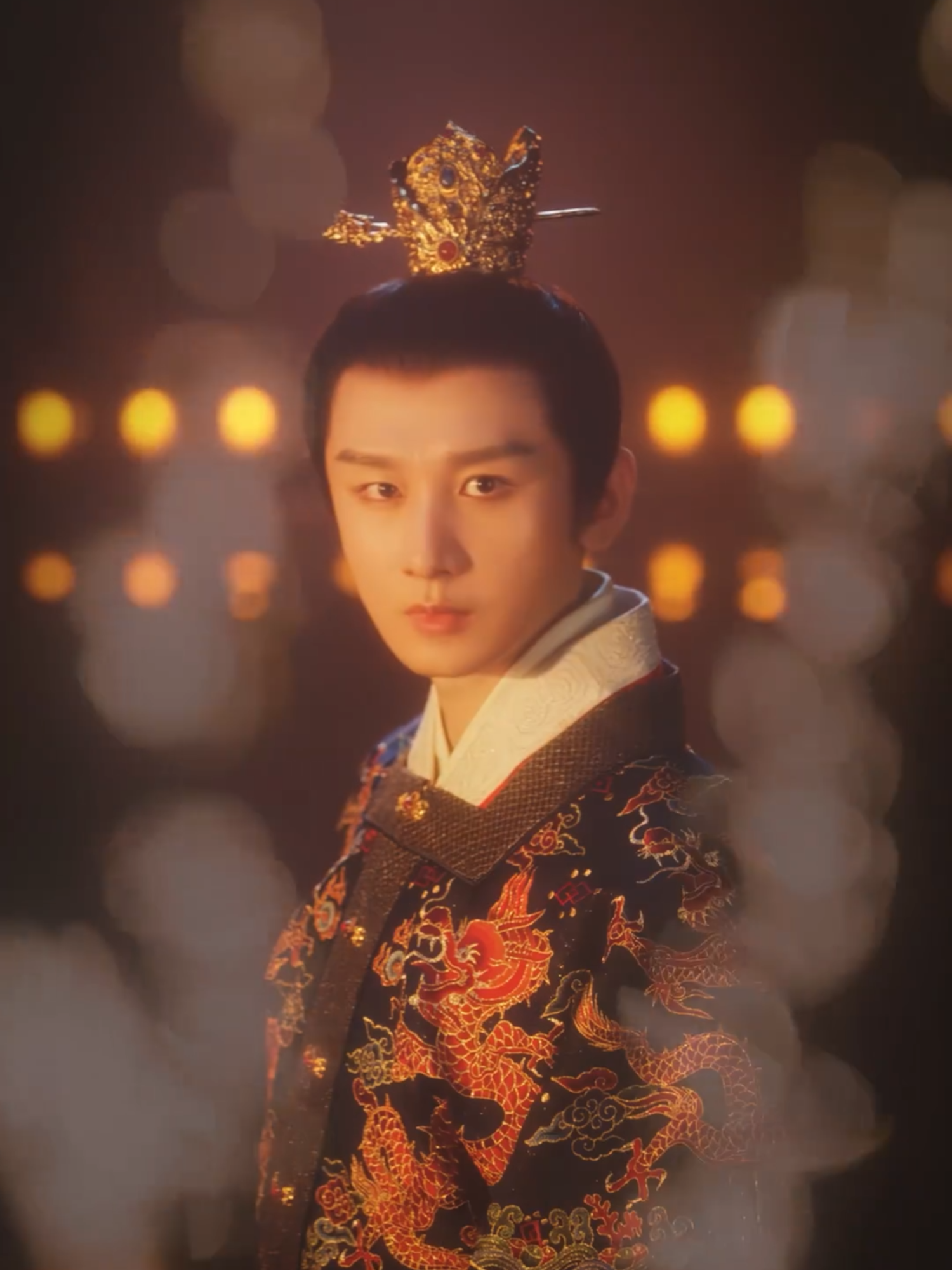 Anh trai up Weibo nhân vật Chu Chiêm Cơ. Thái tử ngầu bá cháy luôn 😎 #成毅 #chengyi #thanhnghi #两京十五日 #luongkinhthapngunhat #tieuvuongba