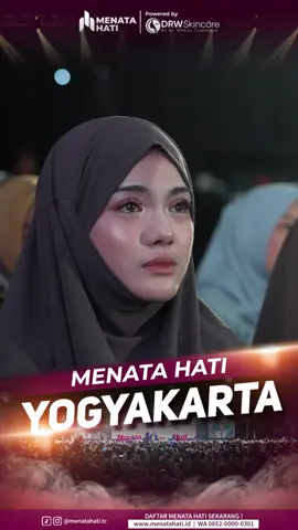 Kadang kita sibuk mencari ketenangan ke luar sana Padahal, kuncinya ada pada dalam diri sendiri~ Yuk, temukan kunci ketenangan hati dalam Kajian Menata Hati Powered by DRW Skincare hanya di: 📍 Sleman City Hall – 23 November 2025 Untuk Beauty Consultant DRW Skincare, nantikan selebrasi meriah 10 Tahun DRW Skincare, ya! Ayo daftar sekarang! 🔗menatahati.com Untuk Beauty Consultant/reseller DRW Skincare: 🔗 Sesi pagi: https://vesta.halofans.id/event/v2/menata-hati-pagi-mitra 🔗 Sesi siang: https://vesta.halofans.id/event/v2/menata-hati-siang-mitra #menatahati #1dekadedrwskincare #drwskincare #kajian #anniversary 