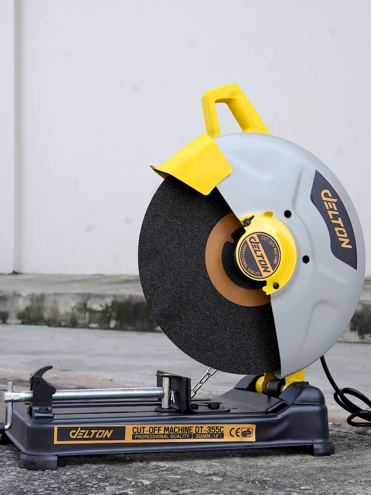 💥DELTON แท่นตัดไฟเบอร์ 14 นิ้ว มอเตอร์แรงสูง 3,000W ตัดงานหนักสบาย ๆ 🔧 โฉมใหม่! บังใบ 2 ชั้น แข็งแรง ทุ่นและฟิลคอยล์ ทองแดงแท้ 100%⚡ ฐานเหล็ก แขนเลื่อยและบานพับแข็งแรง ตัดนิ่ม🔥 สามารถปรับตัด 45 องศา ตัวเรือนมอเตอร์มี ฝาปิดท้าย ระบบแกนหมุน แรงเต็มพิกัด 💪 ตัดไว 🎁 แถมฟรี ใบตัดไฟเบอร์ 14 นิ้ว 1 ใบ งานหนักก็เอาอยู่💎🛠️✨#65smarttools #delton #DT-355C #แท่นตัดไฟเบอร์ #เครื่องตัดไฟเบอร์ #อุปกรณ์ช่าง #เครื่องมือช่าง #สินค้าคุณภาพ #พร้อมส่ง #ส่งฟรี #tiktokshop #ของดีบอกต่อ