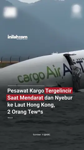Sebuah pesawat kargo Emirates dengan nomor penerbangan EK9788 tergelincir dari landasan pacu utara Bandara Internasional Hong Kong pada Senin (20/10/2025) pukul 03.50 waktu setempat.⁣ Pesawat Boeing 747 yang datang dari Dubai ini dilaporkan keluar jalur saat mendarat dan menabrak kendaraan layanan darat. Bagian badan pesawat bahkan terjun ke laut.⁣ Sebagai dampak dari kejadian ini, landasan pacu utara ditutup sementara, dan 12 penerbangan kargo dibatalkan.⁣ - Selengkapnya kunjungi website dengan klik link di bio atau download aplikasi di AppStore dan Google Play Store. #inilahNews #Emirates #HongKong #Inilahcom #titiktengah #titikcerah 