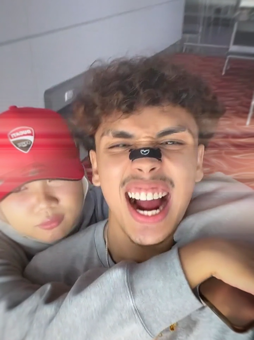 😜🤘🏻 @𝓟𝓾𝓽𝓻𝓪🖤 @sushi #putraabdullah #sushi 