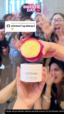 ✨ G2G BWESTIE DAY! Jerawat mereda, bekas jerawat pun datang 🥲 Tenang aja, ada 377+Retinol Moisturizer Combo yang bisa bantu atasin masalah kulit kamu! 😍🥰 Checkout di TikTok Live G2G ya! #glad2glow #yujamoisturizer #nodahitam #memudarkannodahitam #symwhite377 #yuja #retinol #retinolmoisturizer 
