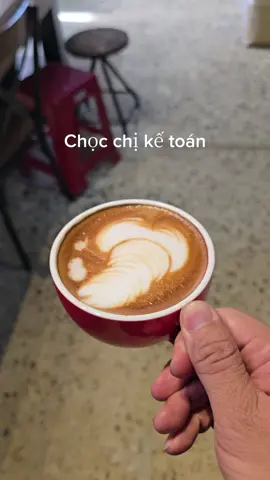 20/10 chọc chị kế toán xíu mà chỉ khoái quá chừng #duongquocloc #caphenguyenchat #QuốcLộcCàPhê #dalatnatural #quancaphe 
