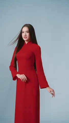Outfit ngày đầu tiên của Mỹ Anh đến với Manilan, Philippines #misserth #trinhmyanh #hoahautraidat #missearthvietnam #five6entertainment 