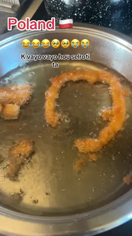 K vayo vayo yespali ko selroti #happytihar #nepaleseinpoland🇳🇵🇳🇵🇵🇱🇵🇱🇵🇱 #poland🇵🇱 #nepal❤️poland 