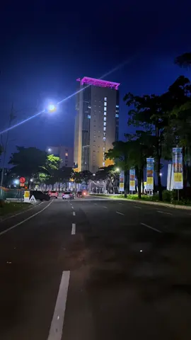 Video nya boleh kalian ambil buat bahan ngontent dll untuk para perintis content, edit sendiri ya, di izinin tanpa syarat, gausah folow . #sumareconbekasi #foryoupage #citylights #mediawb #fyp 
