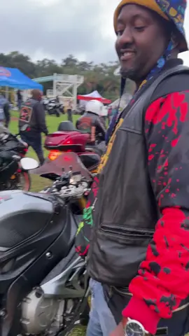 Is your DP this cool? @Bongani Ngwenya @rebel_marabela @Sunriders_MCC #Fyp #ForYouPage #FeelTheHeat #HeatUnit 