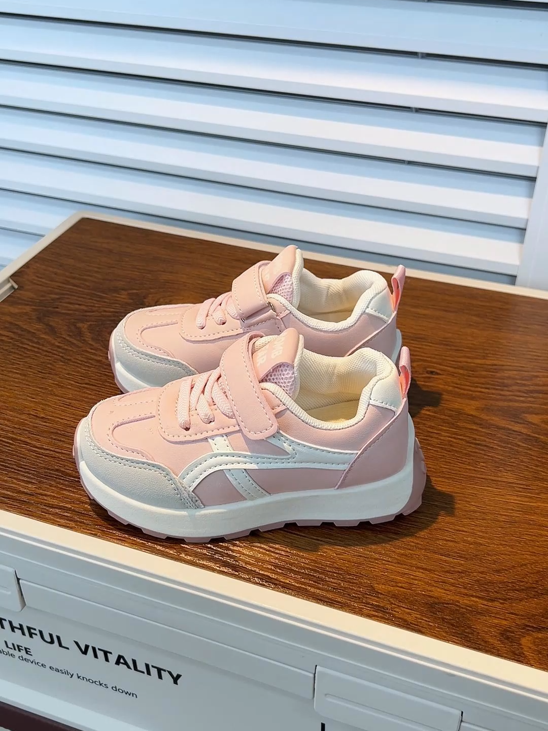 Anak hits wajib punya sepatu sekeren ini! 💥#ootdanak #sepatuanaklaki #sepatuanak #sepatuootd #fashionanak #shoeskids #sepatucowocewe #shoesrecommendation #sepatuunisex #sepatuimport #ootdfashion #sepatuanakhits #outfitinspiration #babyfashion #cekoutsekarang #fashiontiktok #anaksekolah #kidsootd #sepatukeren #gajiansale