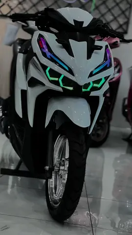 Trắng đen luôn xu hướng nha tình yêu😘..#xuhuong #tiktok #viral #vario #honda 