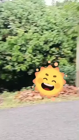 bahagia kita yg ciptakan sendiri besty😂😂