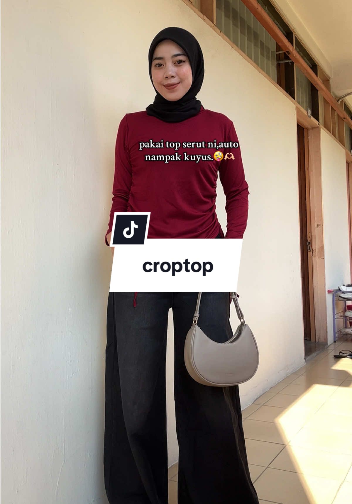 #croptop #slimfit #blouse #outfit #blousemurah 