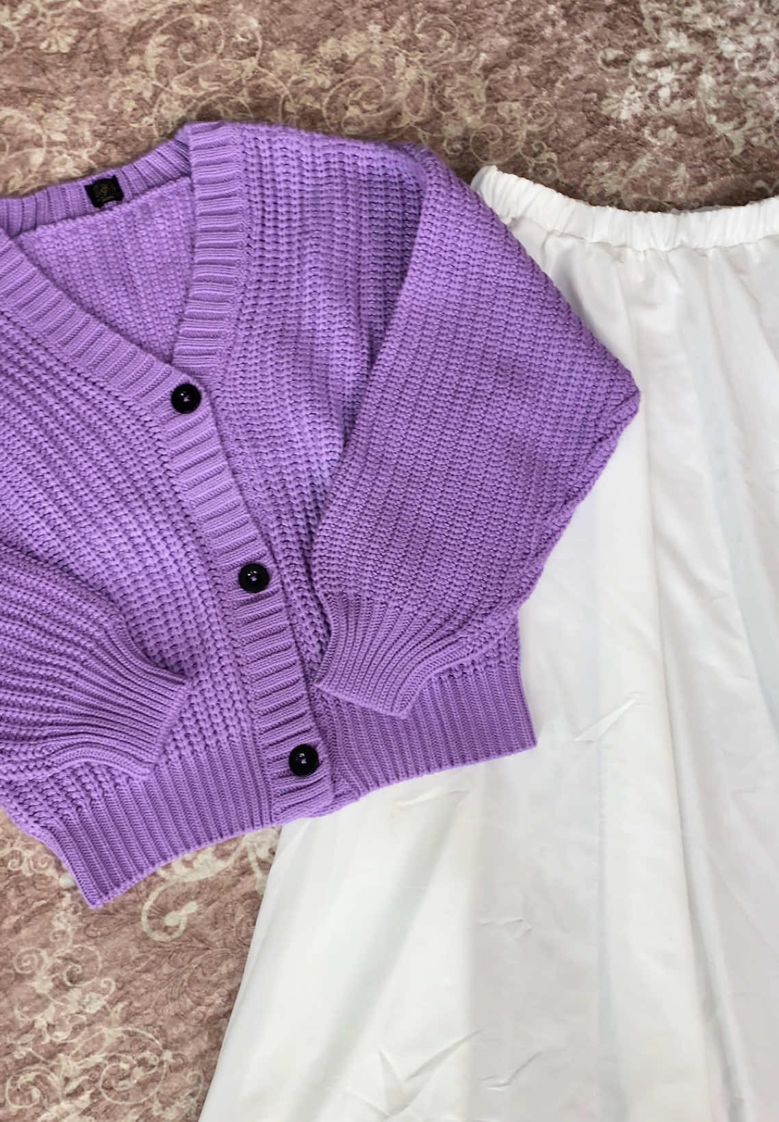 #outfit #sweaterrajut #outfitkekinian #fyp #koreanlook 