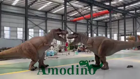 🦖🔥 The king walks again! Every step, every roar — pure Jurassic energy. Our realistic T. rex costume blurs the line between fiction and life. 👑 #Trex #RealisticDinosaur #AnimatronicSuit #JurassicAlive