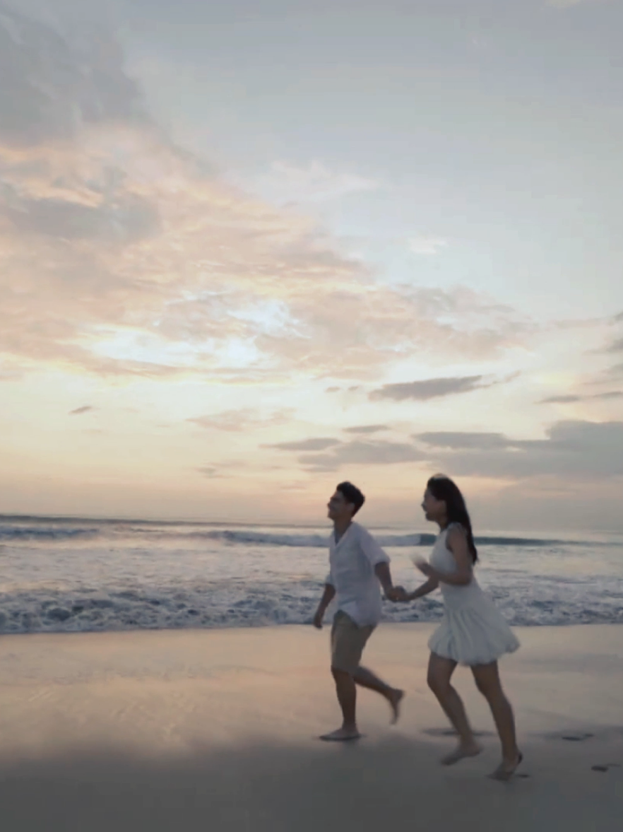 Yeay akhirnya Harqeel confess, indah sekali 🤏🫠🤏, sunset, laut dan Bali jadi saksi cinta mereka, jgn lupa nonton Asmara Gen Z sore ini jam 16.55 wib di SCTV #sctv #aqeelacalista #asmaragenz #harryvaughan #harrynyaaqeela 